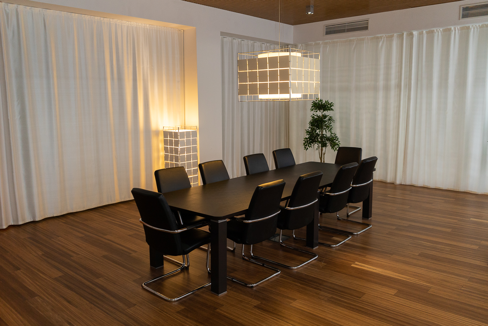 VIP-переговорная 